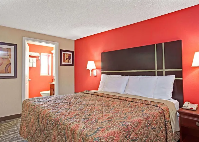 Days Inn By Wyndham Ridgefield Nj